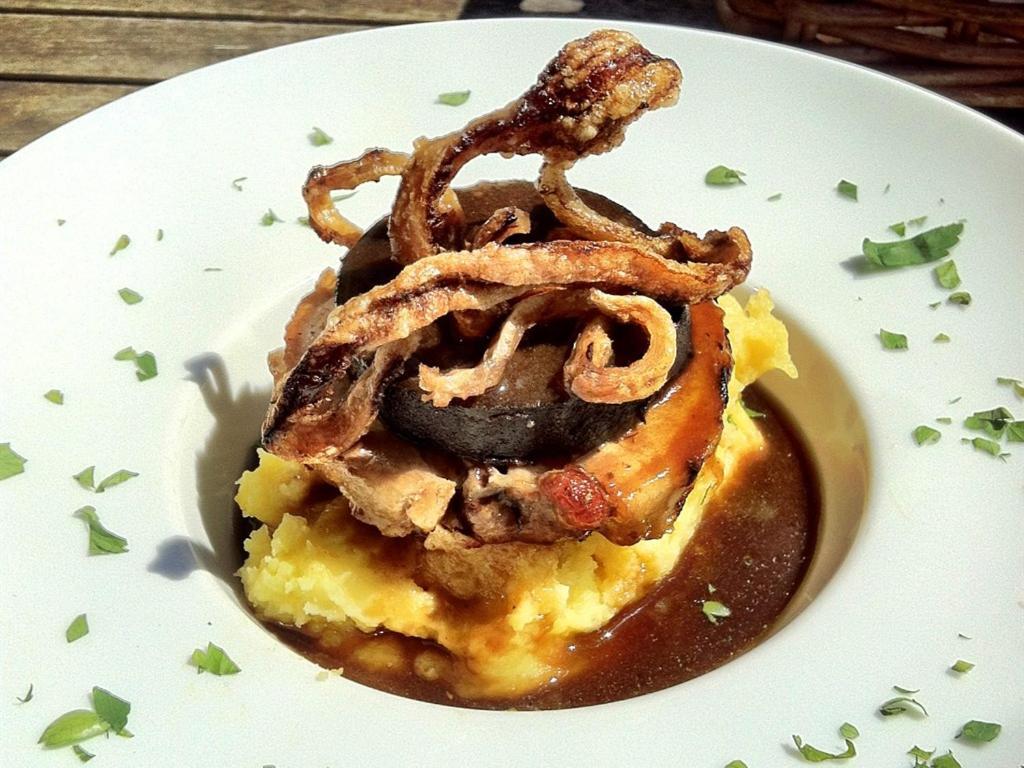 The Lamb Inn Марлбъро Екстериор снимка