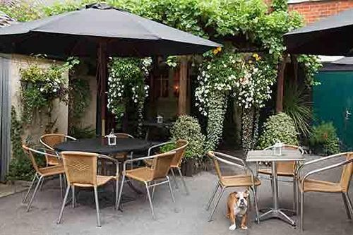 The Lamb Inn Марлбъро Екстериор снимка